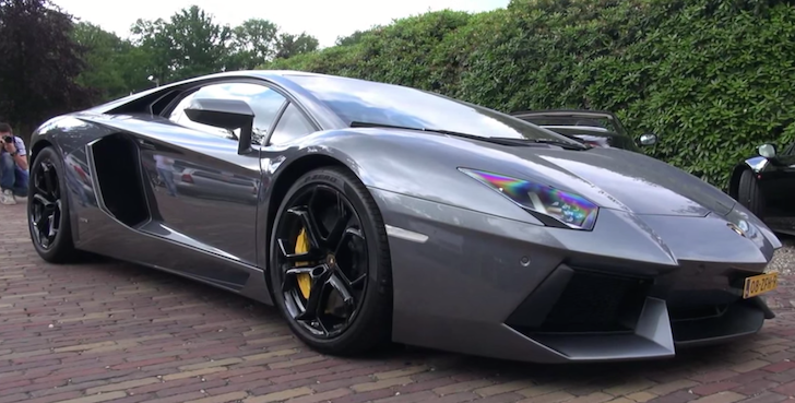 Lamborghini Aventador