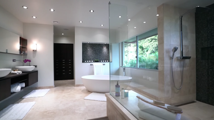 What it's like living in a mega mansion - bathroom