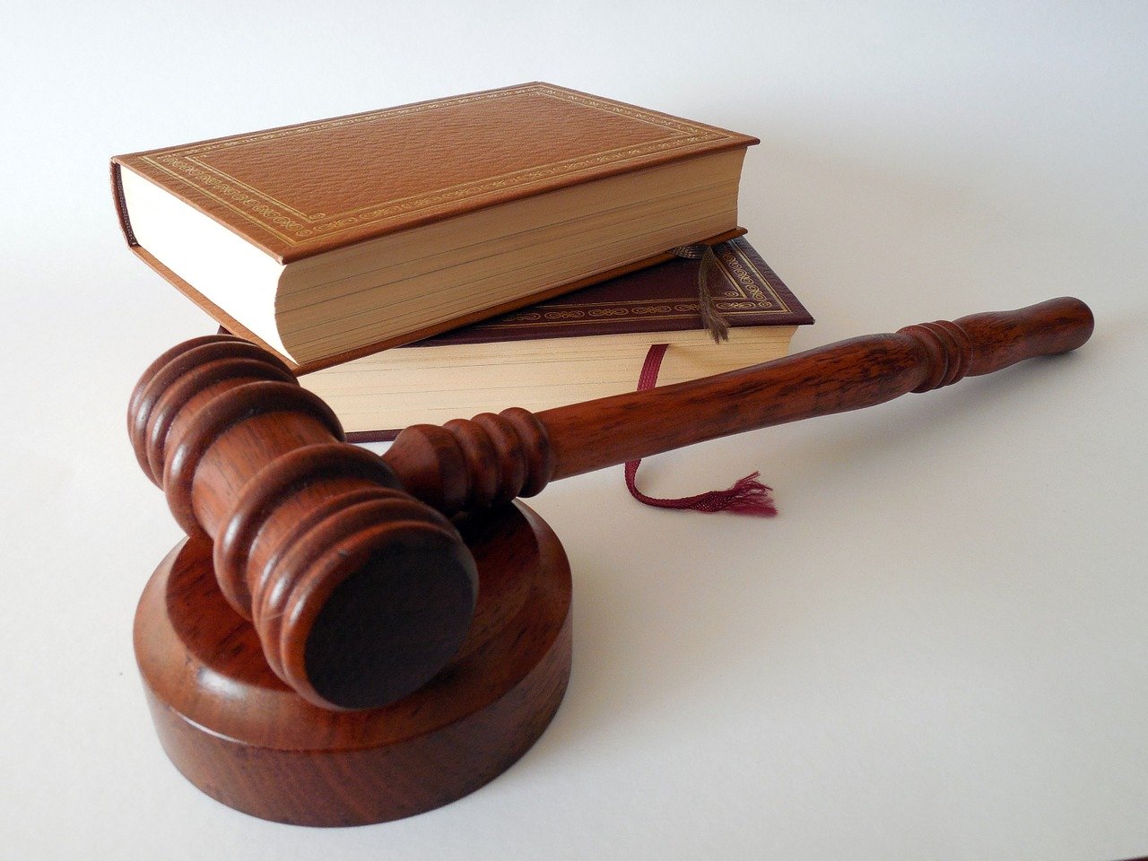 Why You May Need A Real Estate Lawyer